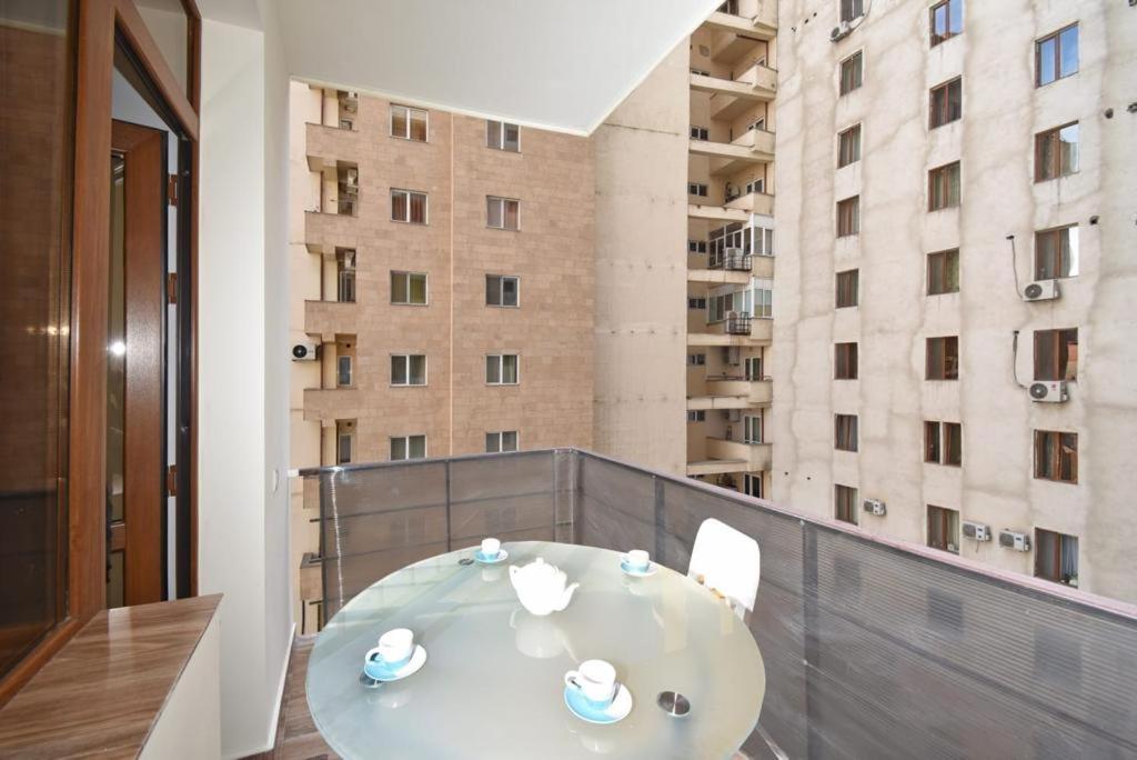 Apartamento 74/3New Building In The Center Of The Capital Ereván Exterior foto